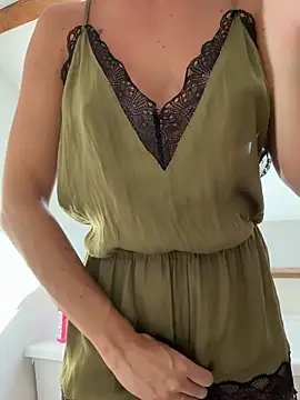 lola tentatiion online show from 16, 7, 2026