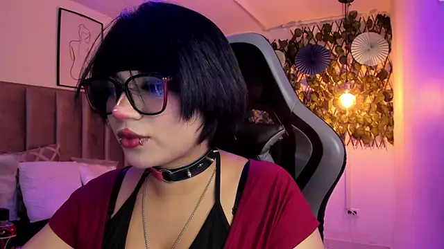 Kitty Gang online show from 28, 4, 2026