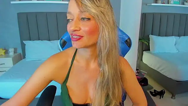 emma collson online show from 4, 10, 2025