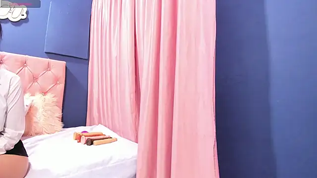 Cindy milf online show from 13, 1, 2025