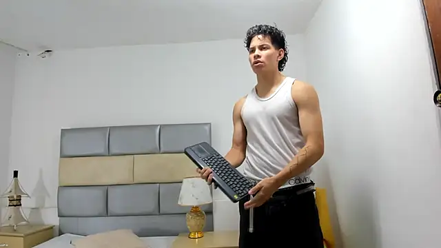 lax777  online show from 7, 3, 2025