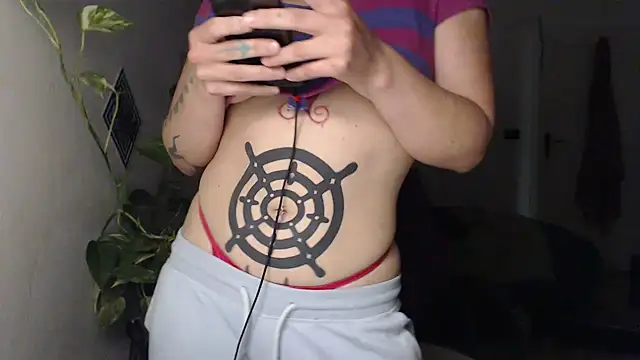 Snapshot of kinkyspirali chatting on 24, 10, 2025 kinkyspirali online show from 24, 10, 2025