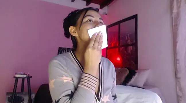 Snapshot of selene_gils chatting on 14, 12, 2024 selene gils online show from 14, 12, 2024