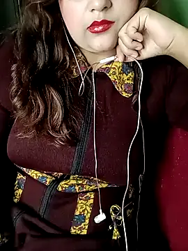 Snapshot of Sexy_Queen6 chatting on 31, 1, 2025 Sexy Queen6 online show from 31, 1, 2025