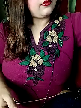 Snapshot of Sexy_Queen6 chatting on 6, 2, 2025 Sexy Queen6 online show from 6, 2, 2025