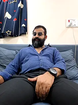 Fun Guuy online show from 7, 2, 2026