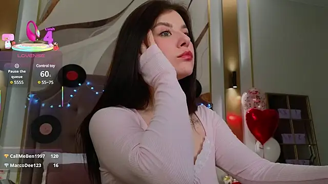 Jenna Adams  online show from 7, 3, 2025