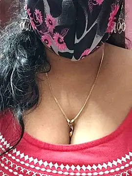 mallu-sumi online show from 14, 2, 2025