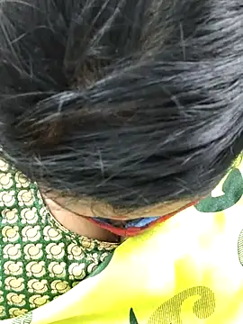 mallu-sumi online show from 14, 2, 2025