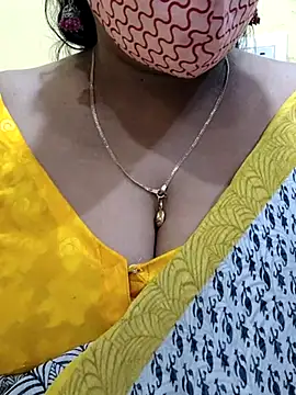 mallu-sumi online show from 9, 3, 2025