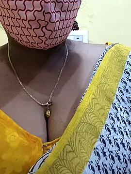 mallu-sumi online show from 9, 3, 2025