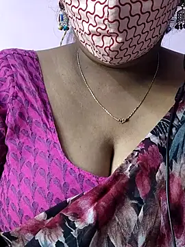 mallu-sumi online show from 18, 12, 2025