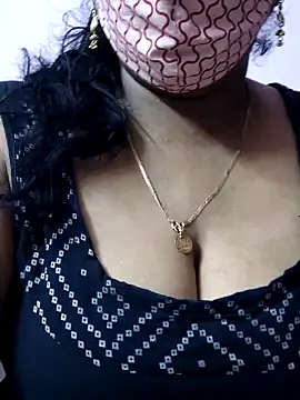 mallu-sumi online show from 19, 5, 2026