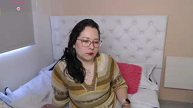 Snapshot of May_Carlier chatting on 15, 1, 2026 May Carlier online show from 15, 1, 2026