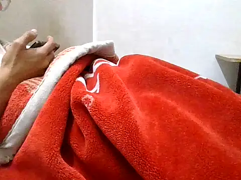 Snapshot of wknows2 chatting on 5, 12, 2025 wknows2 online show from 5, 12, 2025