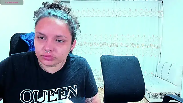 Snapshot of Mabelydani chatting on 12, 9, 2025 Mabelydani online show from 12, 9, 2025