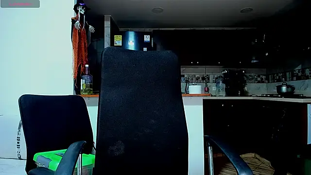 Snapshot of Mabelydani chatting on 4, 10, 2025 Mabelydani online show from 4, 10, 2025