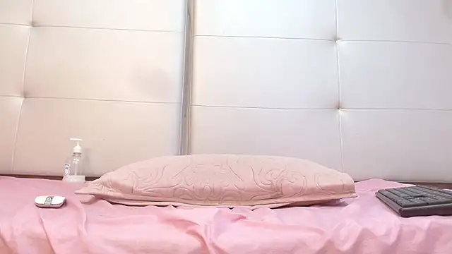 Alisson Freckles online show from 13, 12, 2024