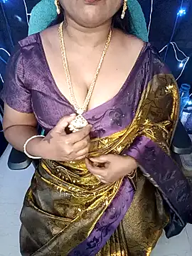 Snapshot of honey-sexy chatting on 24, 12, 2024 honey-sexy online show from 24, 12, 2024