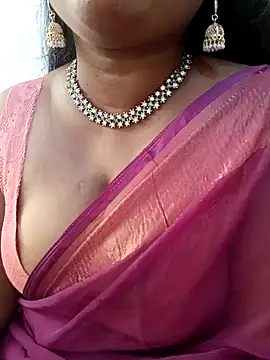 Snapshot of honey-sexy chatting on 20, 1, 2025 honey-sexy online show from 20, 1, 2025