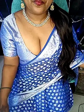 Snapshot of honey-sexy chatting on 2, 2, 2025 honey-sexy online show from 2, 2, 2025