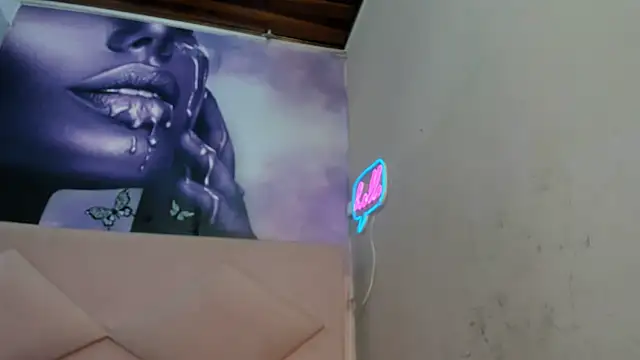 Lucy White   online show from 14, 1, 2025