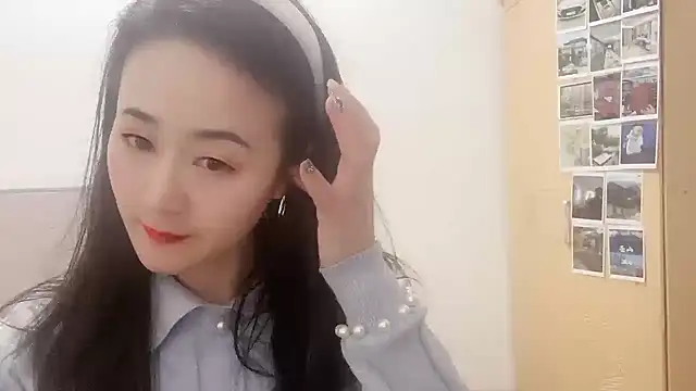 fanfan-FF online show from 10, 1, 2025