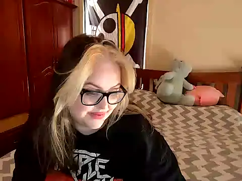 ChubbyBubs online show from 12, 1, 2025