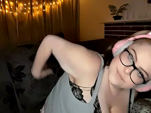 ChubbyBubs online show from 23, 2, 2025