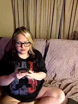 ChubbyBubs online show from 13, 9, 2025