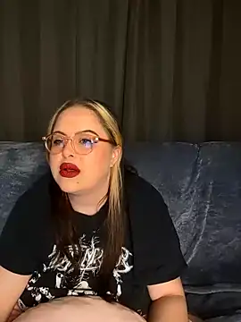 ChubbyBubs online show from 17, 10, 2025