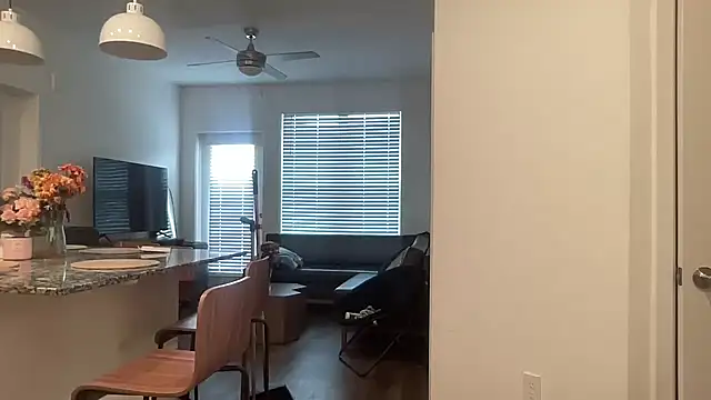 AveryJ99 online show from 15, 12, 2024