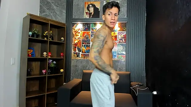 Snapshot of pettergrey1 chatting on 6, 3, 2025 pettergrey1 online show from 6, 3, 2025