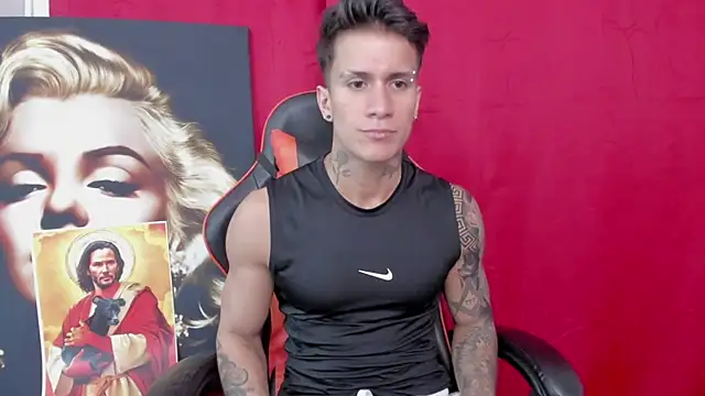 Snapshot of pettergrey1 chatting on 18, 3, 2025 pettergrey1 online show from 18, 3, 2025