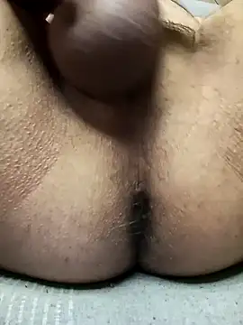 Snapshot of johngreece1 chatting on 25, 12, 2024 johngreece1 online show from 25, 12, 2024