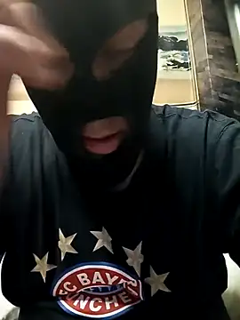 Snapshot of johngreece1 chatting on 3, 2, 2025 johngreece1 online show from 3, 2, 2025