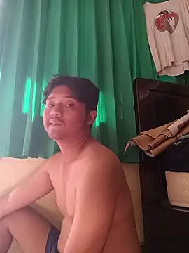 Snapshot of Rudy_smalldick chatting on 1, 11, 2025 Rudy smalldick online show from 1, 11, 2025