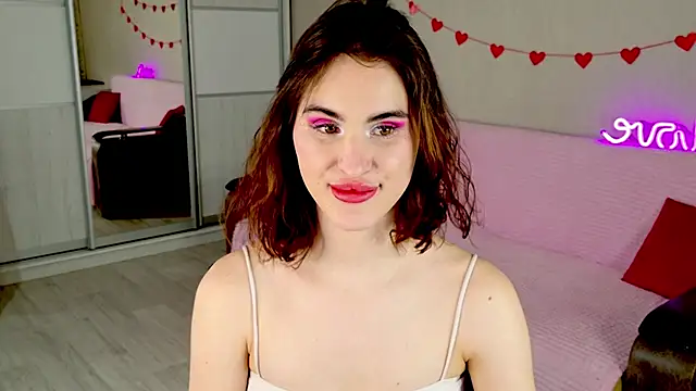 Snapshot of FridaCure chatting on 16, 3, 2025 FridaCure online show from 16, 3, 2025