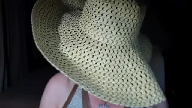 Snapshot of WitchBlueRose chatting on 8, 11, 2025 WitchBlueRose online show from 8, 11, 2025