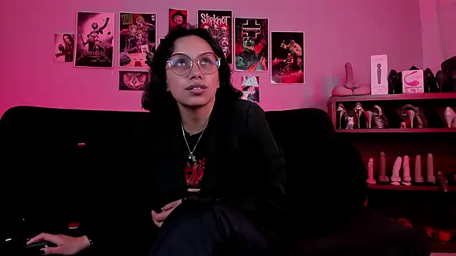 lilith-deveraux online show from 26, 10, 2025