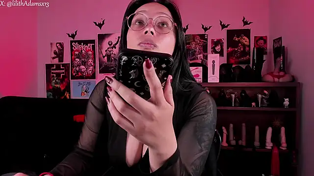 lilith-deveraux online show from 7, 3, 2026