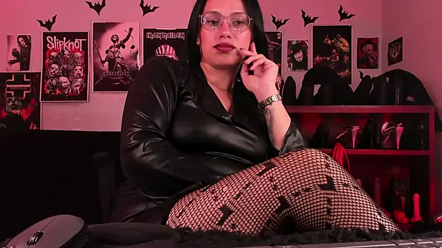 lilith-deveraux online show from 28, 7, 2026