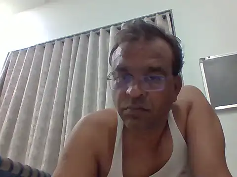 Snapshot of nupa230780 chatting on 7, 6, 2026 nupa230780 online show from 7, 6, 2026