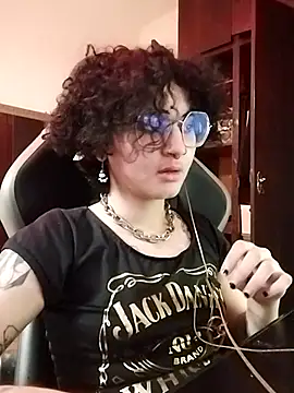 Snapshot of poison-eeve chatting on 20, 2, 2025 poison-eeve online show from 20, 2, 2025