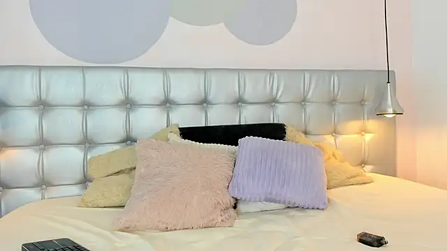 Axel brunette1 online show from 17, 2, 2025