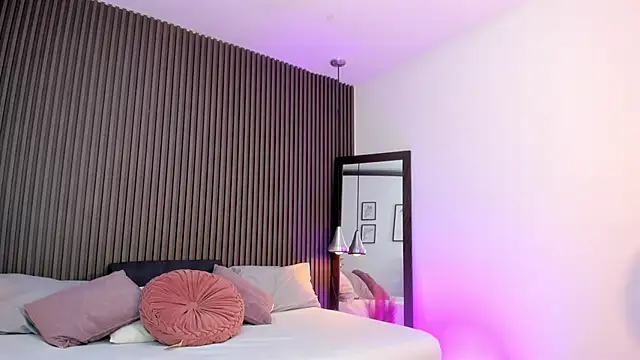 Axel brunette1 online show from 22, 4, 2026