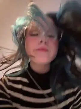 MaddisonHaas online show from 16, 2, 2025