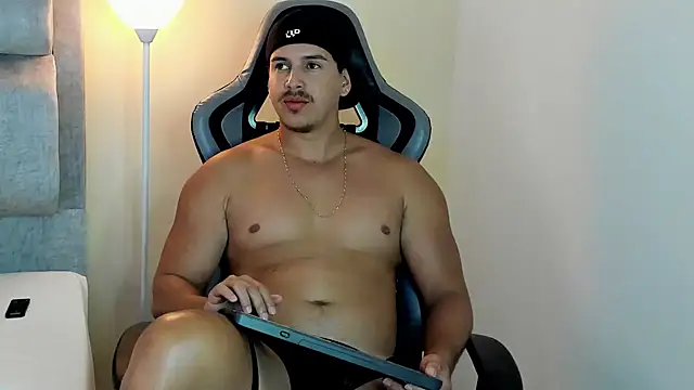 victor vixen online show from 23, 4, 2026