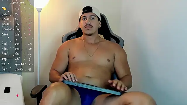 victor vixen online show from 25, 4, 2026