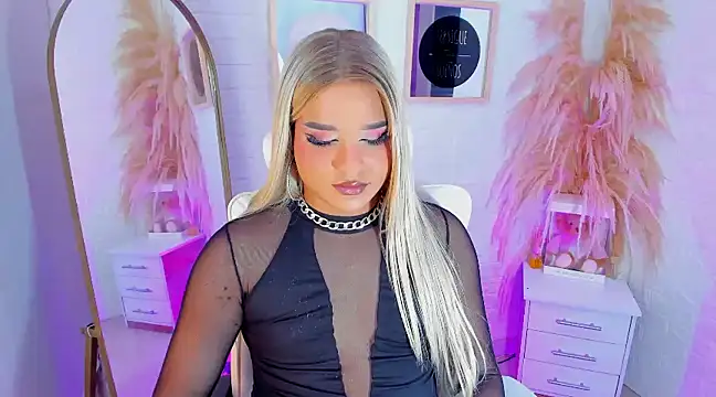 Snapshot of Elody_Preysler69 chatting on 31, 1, 2025 Elody Preysler69 online show from 31, 1, 2025